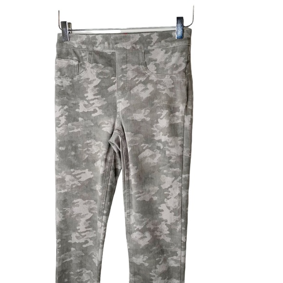Spanx Grey Camo Ankle Skinny Jeggings Jeans Stretch Size Small - Picture 10 of 15